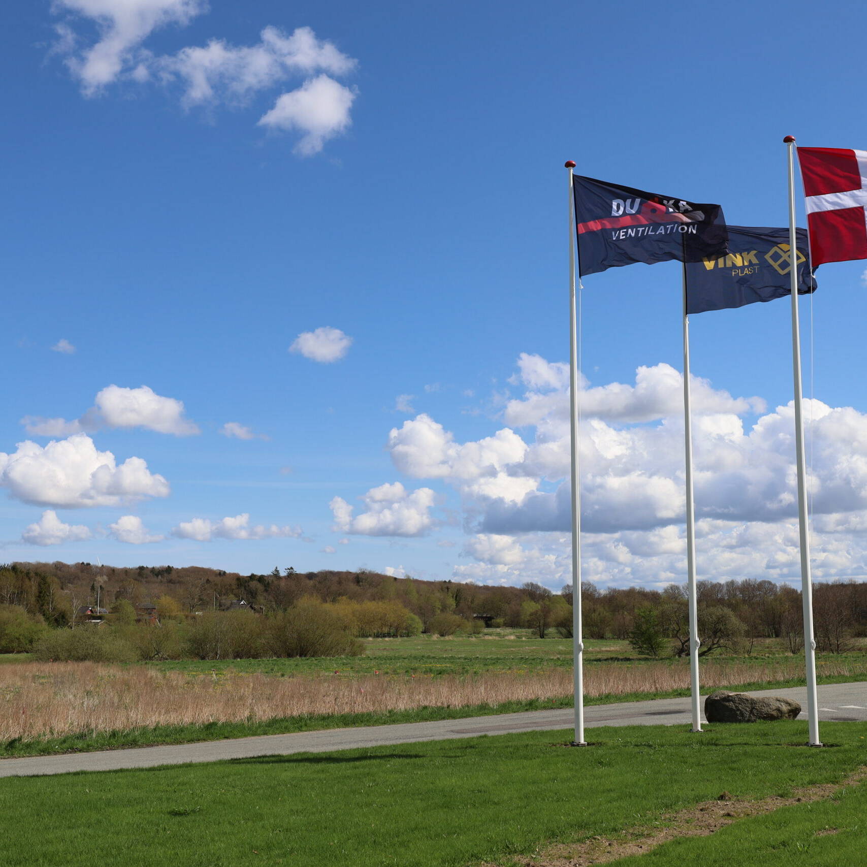 Dannebrog, Flagg DUKA Ventilation, Flagg Vink Plast
